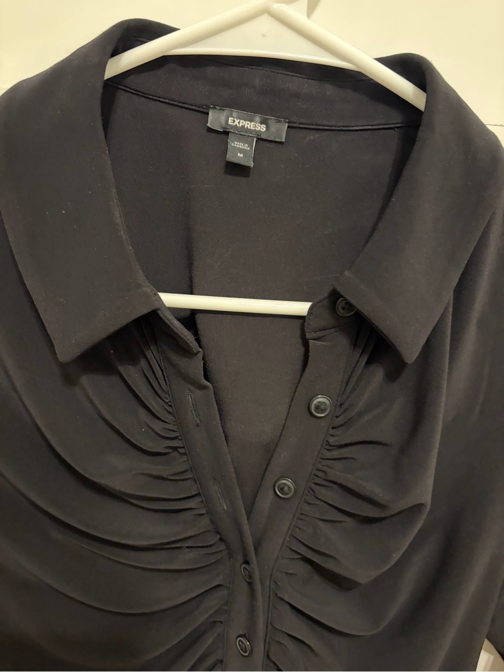 Express Black Ruched Button-Front Collared Top M